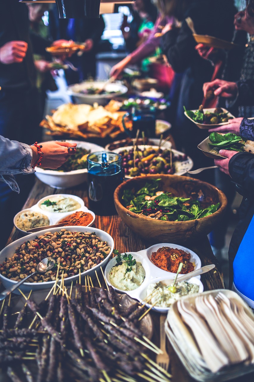 food, lunch, table-791640.jpg